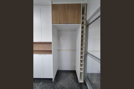 Apartamento para alugar com 220m², 4 quartos e 3 vagasCozinha - Armários