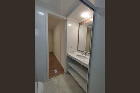 Apartamento para alugar com 220m², 4 quartos e 3 vagasBanheiro do Quarto 2
