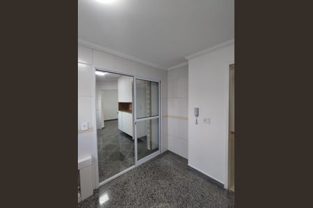 Apartamento para alugar com 220m², 4 quartos e 3 vagasÁrea de Serviço