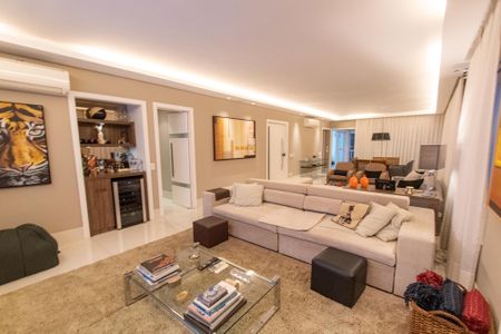 Sala de apartamento à venda com 3 quartos, 245m² em Jardim Vila Mariana, São Paulo