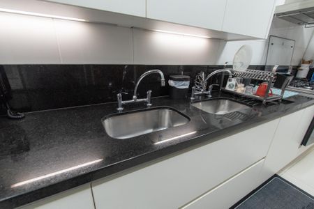 Apartamento à venda com 245m², 3 quartos e 5 vagasCozinha