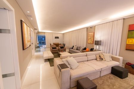 Sala de apartamento à venda com 3 quartos, 245m² em Jardim Vila Mariana, São Paulo
