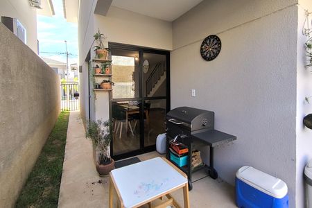 Casa de condomínio à venda com 111m², 2 quartos e 2 vagas Casa de condomínio à venda com 111m², 2 quartos e 2 vagasÁrea Externa