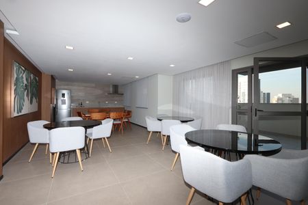 Apartamento para alugar com 42m², 2 quartos e sem vagaÁrea comum - Salão de festas