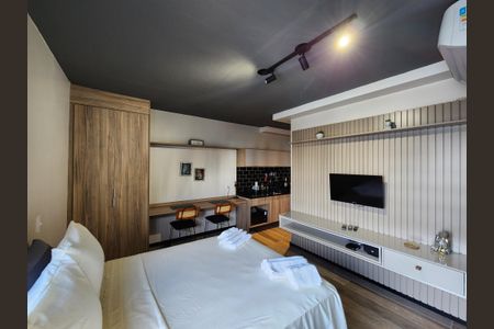 Studio à venda com 30m², 1 quarto e sem vaga Studio à venda com 30m², 1 quarto e sem vagaStudio