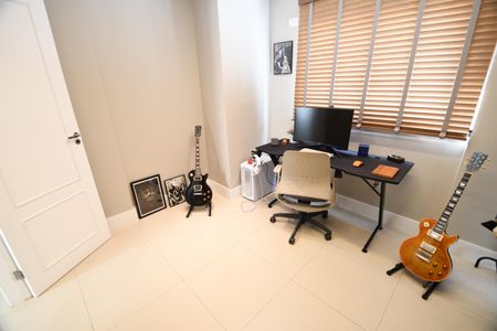 Apartamento para alugar com 132m², 2 quartos e 2 vagasQuarto 1