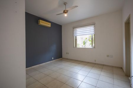 Casa à venda com 658m², 6 quartos e 2 vagas Casa à venda com 658m², 6 quartos e 2 vagasCasa 1 Quarto Suite 1