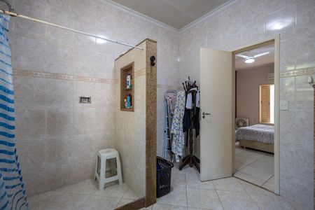 Casa à venda com 658m², 6 quartos e 2 vagas Casa à venda com 658m², 6 quartos e 2 vagasCasa 2 Banheiro Suite