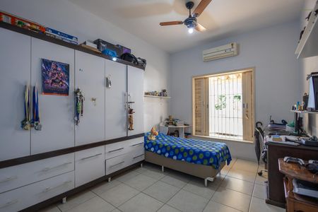 Casa à venda com 658m², 6 quartos e 2 vagas Casa à venda com 658m², 6 quartos e 2 vagasCasa 2 Quarto 3