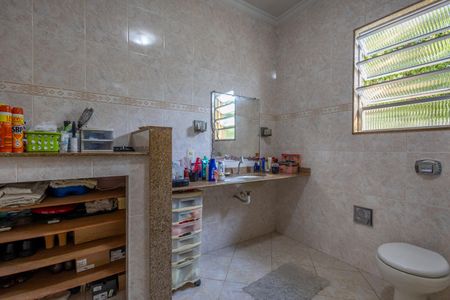 Casa à venda com 658m², 6 quartos e 2 vagas Casa à venda com 658m², 6 quartos e 2 vagasCasa 2 Banheiro Suite