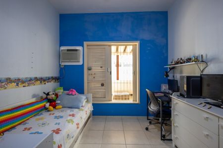 Casa à venda com 658m², 6 quartos e 2 vagas Casa à venda com 658m², 6 quartos e 2 vagasCasa 2 Quarto 2