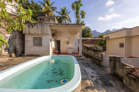 Casa à venda com 658m², 6 quartos e 2 vagas Casa à venda com 658m², 6 quartos e 2 vagasCasa 2 Quintal Piscina