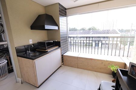Apartamento à venda com 61m², 2 quartos e 1 vaga Apartamento à venda com 61m², 2 quartos e 1 vagaSacada