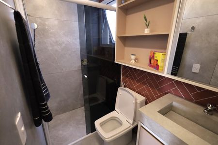 Apartamento à venda com 61m², 2 quartos e 1 vaga Apartamento à venda com 61m², 2 quartos e 1 vagaBanheiro