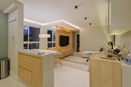 Apartamento à venda com 70m², 3 quartos e 2 vagas Apartamento à venda com 70m², 3 quartos e 2 vagasSala