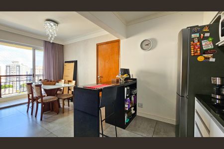 Apartamento à venda com 82m², 3 quartos e 2 vagas Apartamento à venda com 82m², 3 quartos e 2 vagasCozinha