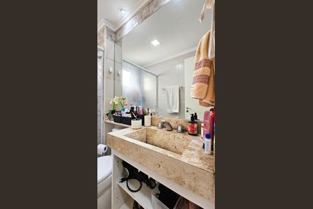 Apartamento à venda com 82m², 3 quartos e 2 vagas Apartamento à venda com 82m², 3 quartos e 2 vagasBanheiro 2