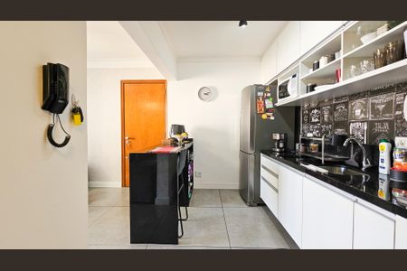Apartamento à venda com 82m², 3 quartos e 2 vagas Apartamento à venda com 82m², 3 quartos e 2 vagasCozinha