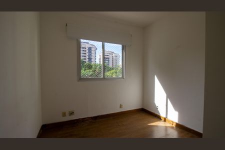 Apartamento à venda com 120m², 4 quartos e 2 vagasQuarto 2