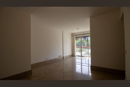 Apartamento à venda com 120m², 4 quartos e 2 vagasSala