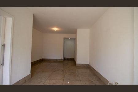 Apartamento à venda com 120m², 4 quartos e 2 vagasSala
