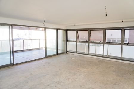 Apartamento à venda com 347m², 3 quartos e 4 vagasSala