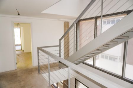 Apartamento à venda com 347m², 3 quartos e 4 vagasEscada