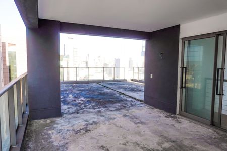 Apartamento à venda com 347m², 3 quartos e 4 vagasCobertura