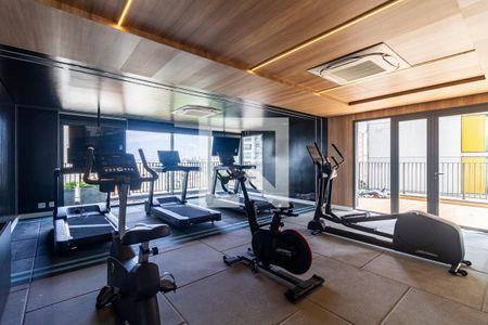 Apartamento à venda com 195m², 3 quartos e 3 vagas Apartamento à venda com 195m², 3 quartos e 3 vagasAcademia