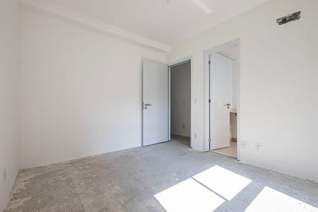Apartamento à venda com 195m², 3 quartos e 3 vagas Apartamento à venda com 195m², 3 quartos e 3 vagasSuíte 2