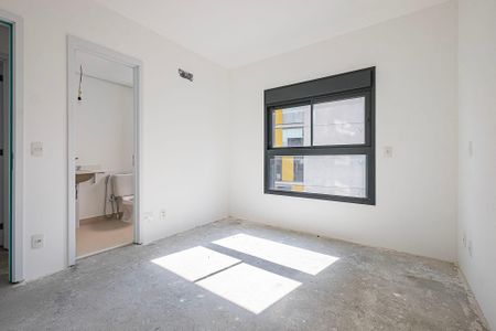 Apartamento à venda com 195m², 3 quartos e 3 vagas Apartamento à venda com 195m², 3 quartos e 3 vagasSuíte 2
