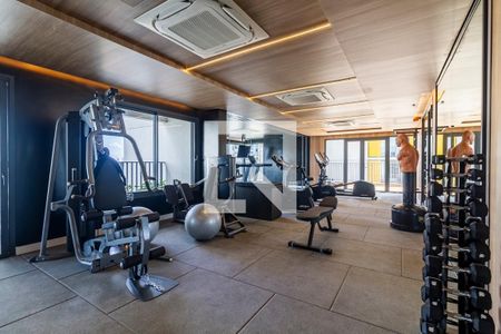 Apartamento à venda com 195m², 3 quartos e 3 vagas Apartamento à venda com 195m², 3 quartos e 3 vagasAcademia