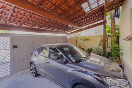 Casa à venda com 250m², 3 quartos e 2 vagasGaragem