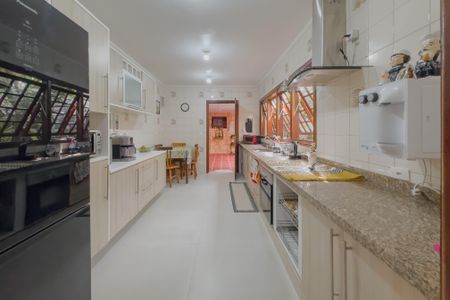 Casa à venda com 250m², 3 quartos e 2 vagasCozinha