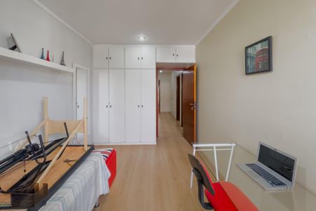 Casa à venda com 250m², 3 quartos e 2 vagasQuarto 1