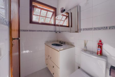 Casa à venda com 250m², 3 quartos e 2 vagasBanheiro da Suíte