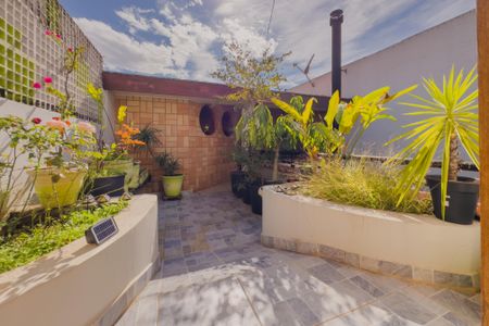 Casa à venda com 250m², 3 quartos e 2 vagasVaranda da Suíte