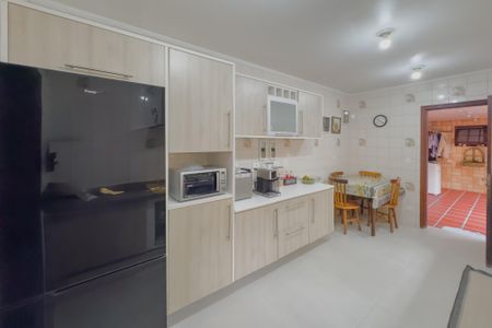 Casa à venda com 250m², 3 quartos e 2 vagasCozinha