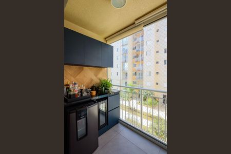 Apartamento à venda com 63m², 2 quartos e 1 vaga Apartamento à venda com 63m², 2 quartos e 1 vagaVaranda estendida