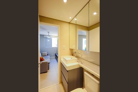 Apartamento à venda com 63m², 2 quartos e 1 vaga Apartamento à venda com 63m², 2 quartos e 1 vagaBanheiro Social