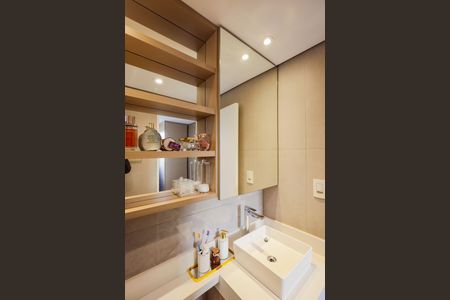 Apartamento à venda com 63m², 2 quartos e 1 vaga Apartamento à venda com 63m², 2 quartos e 1 vagaBanheiro da Suíte