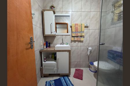Casa à venda com 90m², 2 quartos e 1 vaga Casa à venda com 90m², 2 quartos e 1 vagaBanheiro