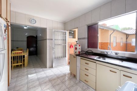 Casa à venda com 170m², 4 quartos e 2 vagasCozinha