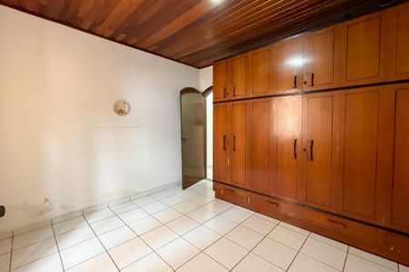 Casa à venda com 170m², 4 quartos e 2 vagasQuarto 2