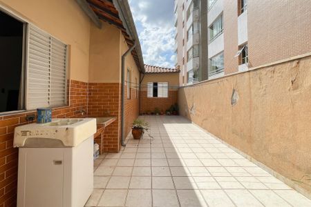 Casa à venda com 170m², 4 quartos e 2 vagasÁrea de Serviço