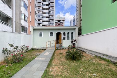 Casa à venda com 170m², 4 quartos e 2 vagasÁrea Externa