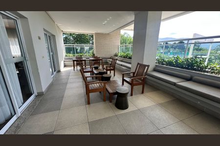 Apartamento à venda com 82m², 2 quartos e 1 vagaÁrea comum