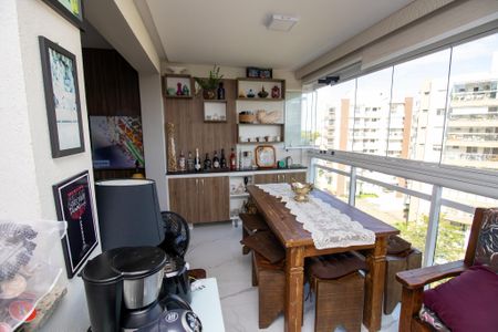 Apartamento à venda com 82m², 2 quartos e 1 vagaVaranda