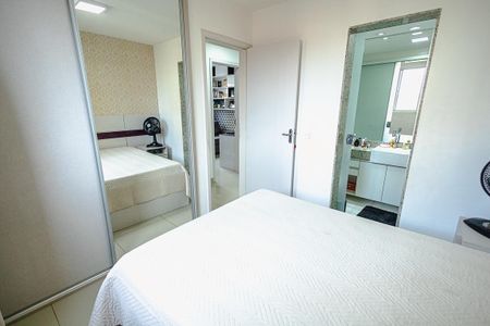 Apartamento à venda com 79m², 3 quartos e 2 vagas Apartamento à venda com 79m², 3 quartos e 2 vagasQuarto 1