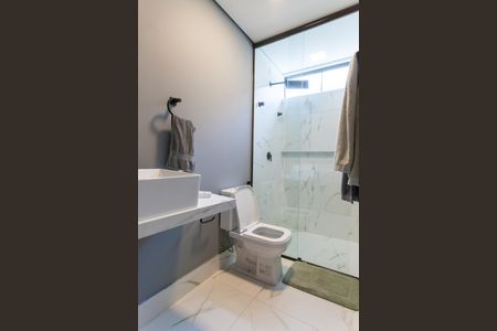 Casa de condomínio à venda com 390m², 5 quartos e 4 vagasbanheiro suite 3